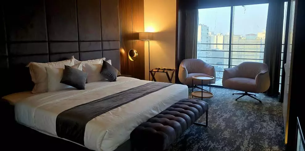 Alibaba https://cdn.alibaba.ir/ostorage/hotel-accommodation-images/67e3f57131ce2147606d1e1c_دبل استاندارد (1).webp